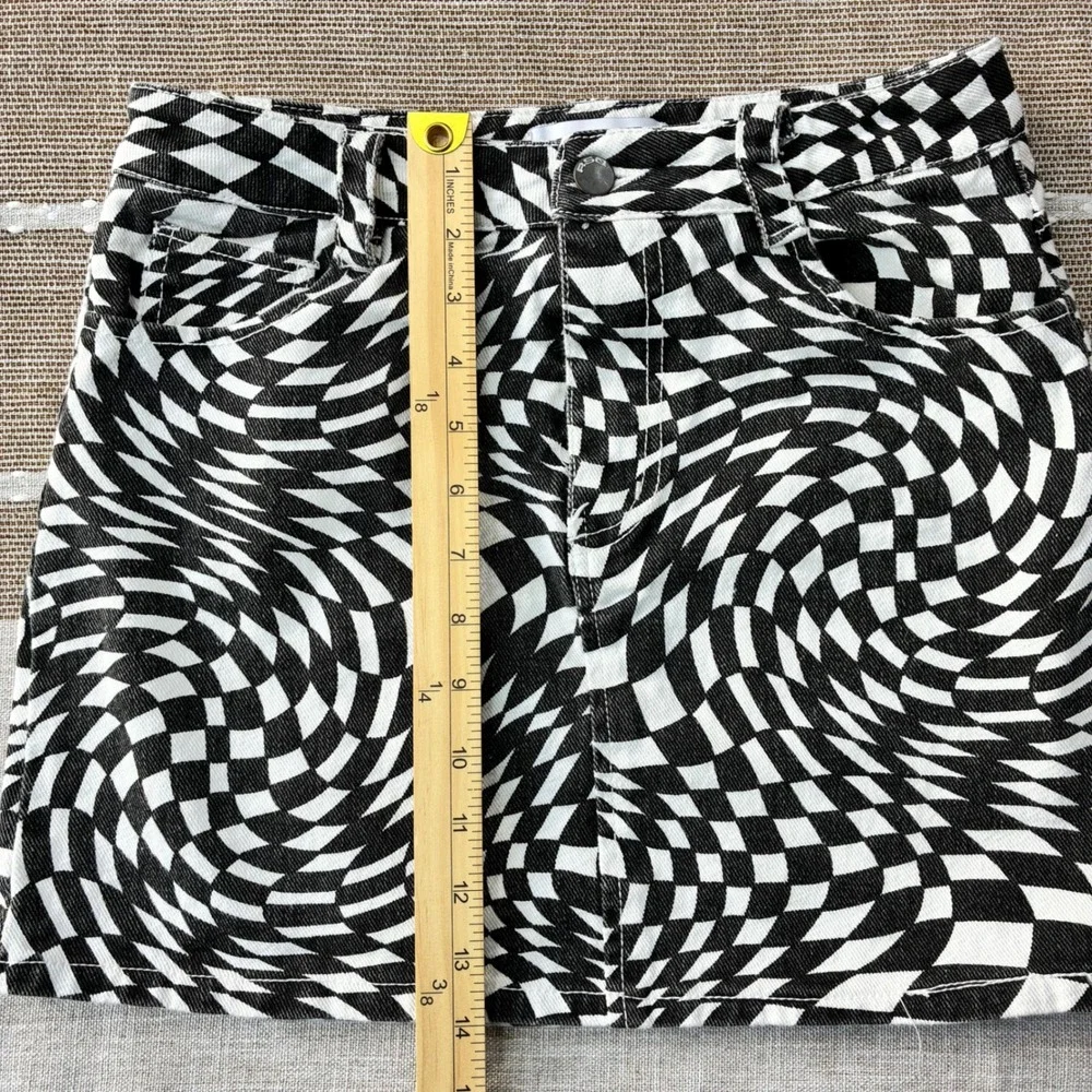 RSQ Womens Black White Warped Checkerboard Denim Mini Skirt Small Trippy Print - Picture 3 of 5